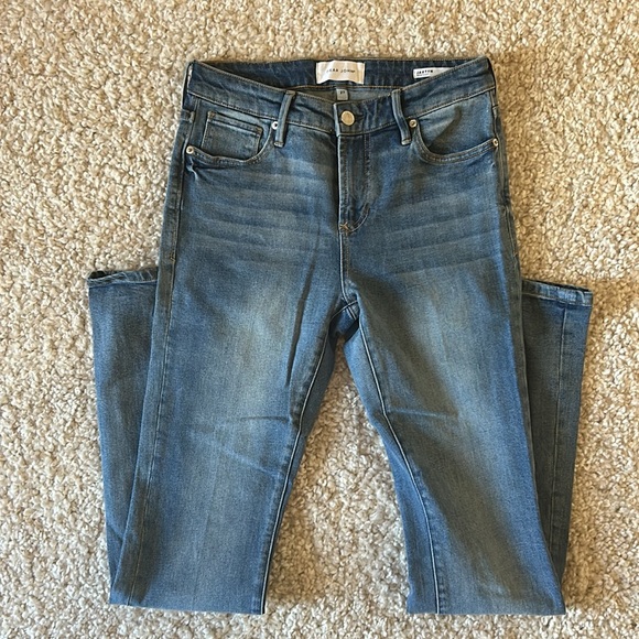 Dear John, super stretchy with a slight flare bootcut. Not a high rise waist - Picture 8 of 8